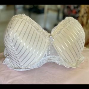 Pretty Women’s 40DD Bra